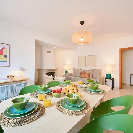 Bright & Modern Near Lisbon & Sintra By Timecooler
